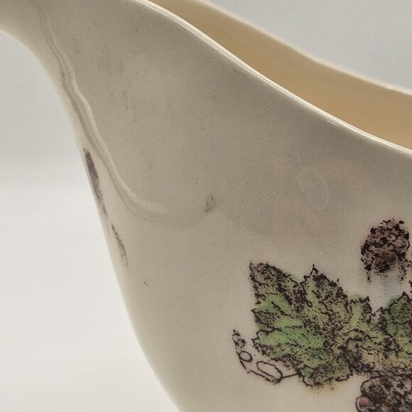 Retro California USA Ceramic Gravy Boat by Vernon Kilns and Metlox Fruitdale - Picture 8 of 9